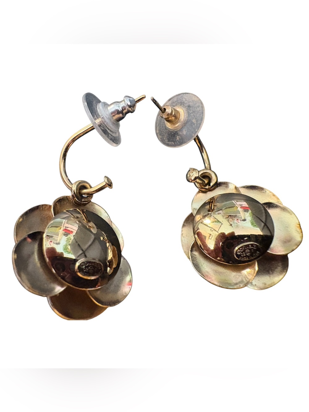 Chanel pierced camellia earrings - Picture 5 of 6
